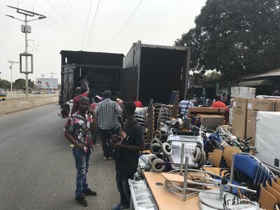 1. Container mit Spenden für Guinea – Aufnahme 6
